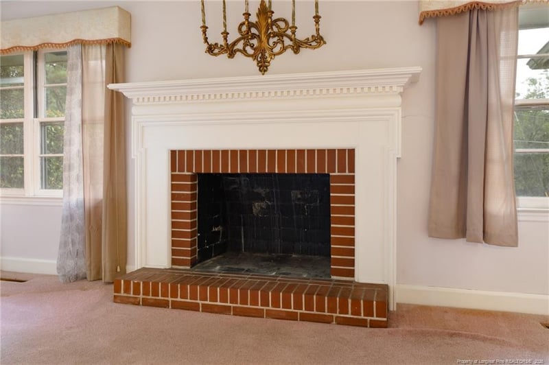 423 Mcphee Dr, Fayetteville, NC 28305
