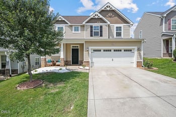 423 Summerwind Plantation Dr, Garner, NC 27529