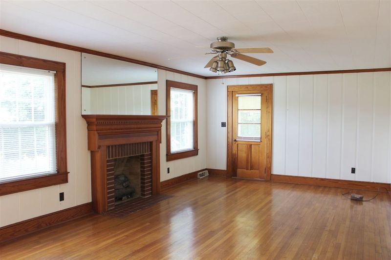 4231 S Nc 62 Hw, Burlington, NC 27215