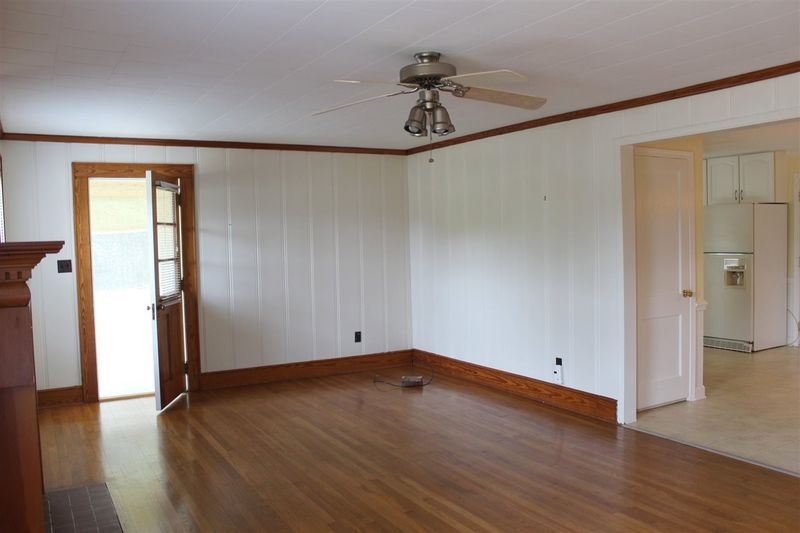 4231 S Nc 62 Hw, Burlington, NC 27215
