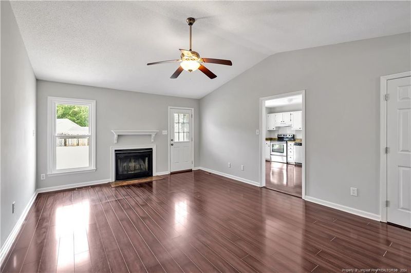 4232 Haskell Dr, Hope Mills, NC 28348