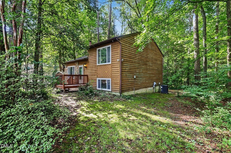 4232 Labrador Dr, Raleigh, NC 27616