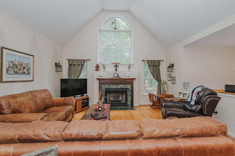 4234 New Hope Springs Dr, Hillsborough, NC 27278