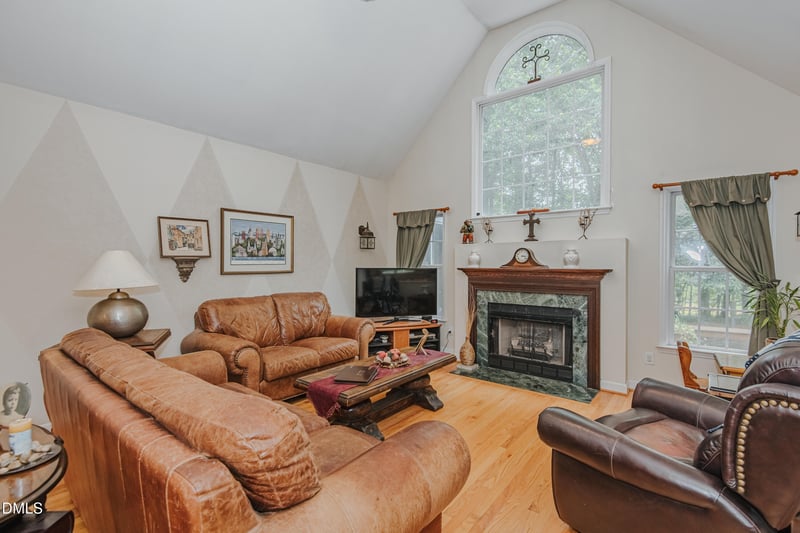4234 New Hope Springs Dr, Hillsborough, NC 27278