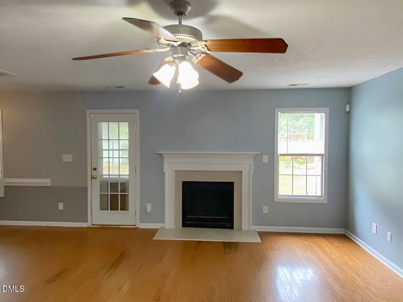 4235 Redspire Ln, Fayetteville, NC 28306