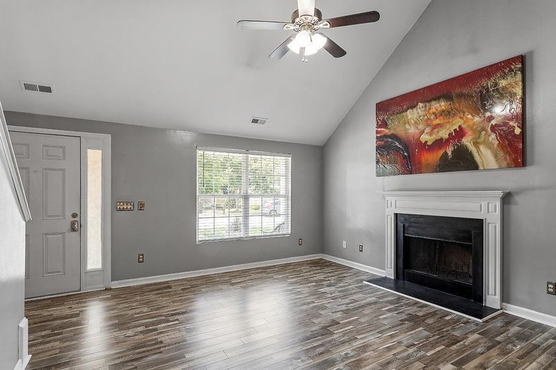 4236 Dalcross Rd, Raleigh, NC 27610