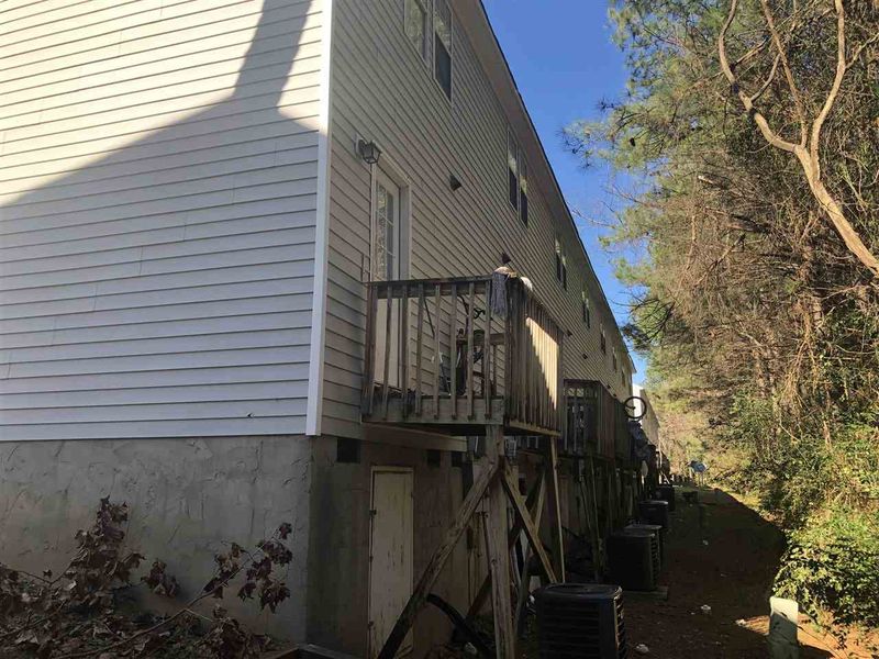 4236 Kaplan Dr, Raleigh, NC 27606