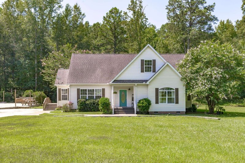 4236 Rockside Hills Dr, Raleigh, NC 27603