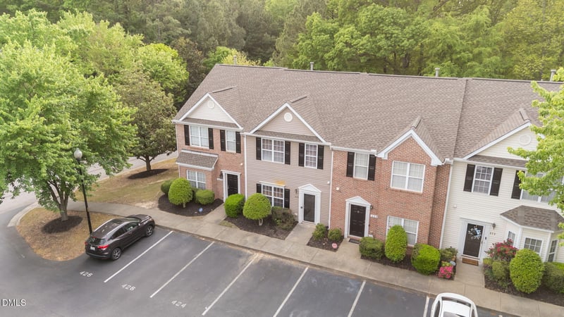 424 Alero Rd, Raleigh, NC 27610