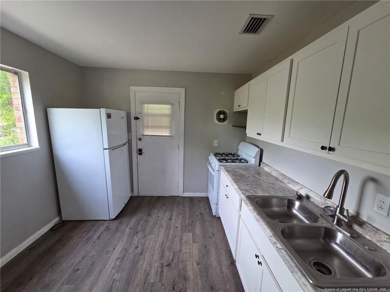 424 Bryan St, Fayetteville, NC 28305