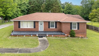 424 Camp Rd, Burlington, NC 27217