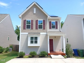424 Cherry St, Fuquay Varina, NC 27526