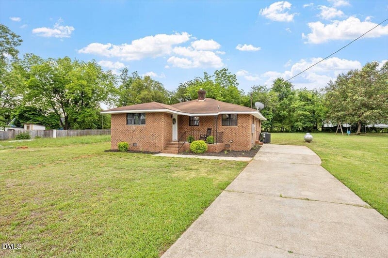424 Como Dr, Raleigh, NC 27610