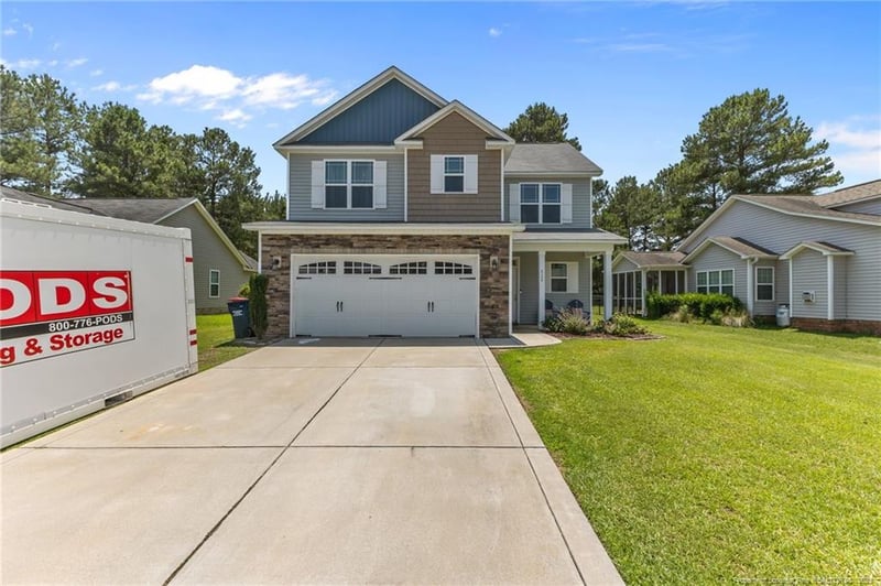 424 Derby Ln, Hope Mills, NC 28348