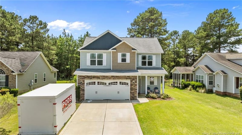 424 Derby Ln, Hope Mills, NC 28348