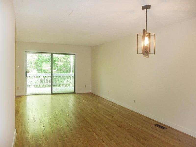 424 Fairoaks Cir, Chapel Hill, NC 27516