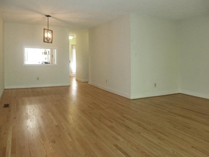 424 Fairoaks Cir, Chapel Hill, NC 27516