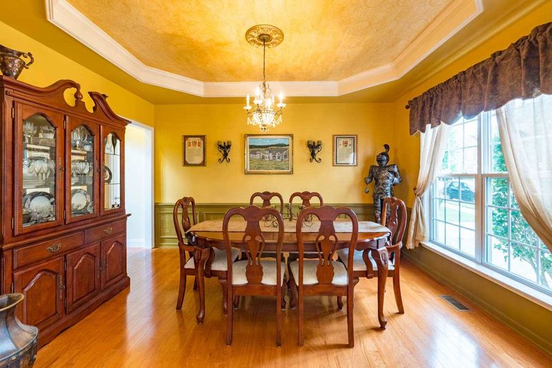 424 Howard Grove Pw, Cary, NC 27519