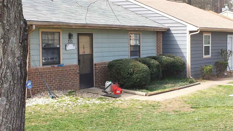 424 Kentucky Dr, Garner, NC 27529