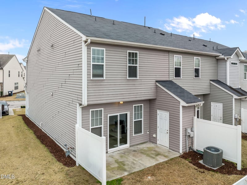 424 Leighann Ridge Ln, Rolesville, NC 27571