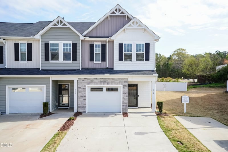 424 Leighann Ridge Ln, Rolesville, NC 27571