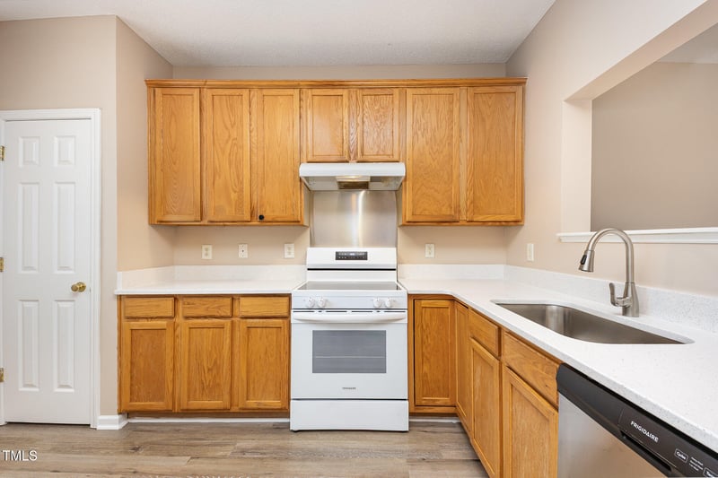 424 Nomar , Raleigh, NC 27610