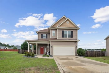 424 Scipio Ct, Hope Mills, NC 28348