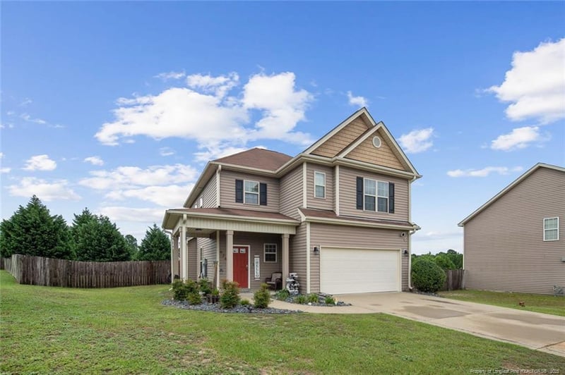 424 Scipio Ct, Hope Mills, NC 28348