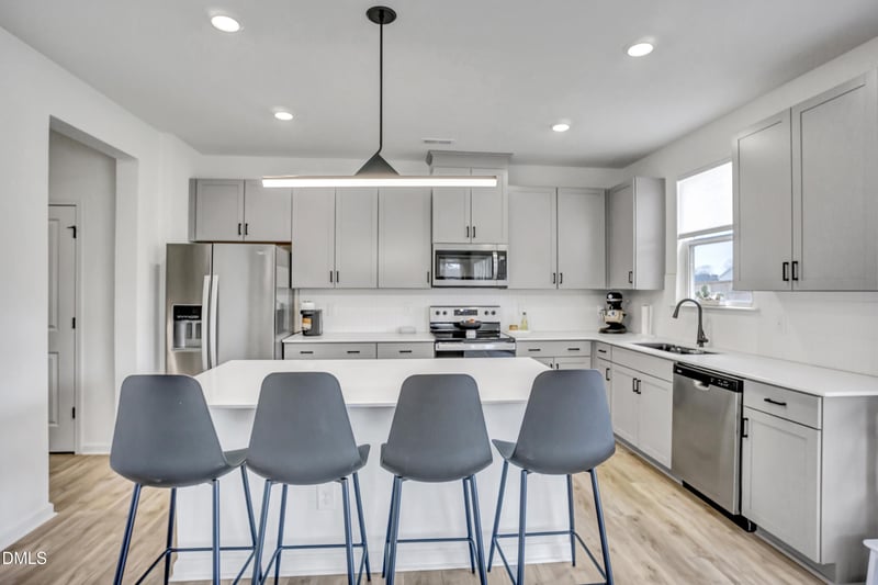 424 Thorny Branch Dr, Raleigh, NC 27603