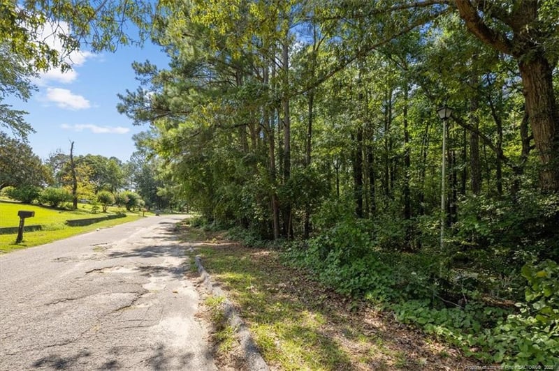 424 Timberline Dr, Fayetteville, NC 28311