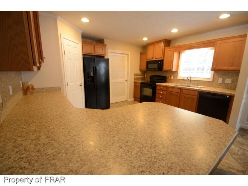 4242 Doc Bennett Rd, Fayetteville, NC 28306