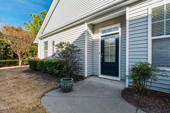 4242 Vallonia Dr, Cary, NC 27519