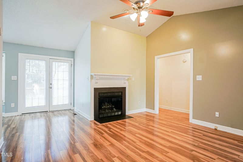 4244 Cashew Dr, Raleigh, NC 27616