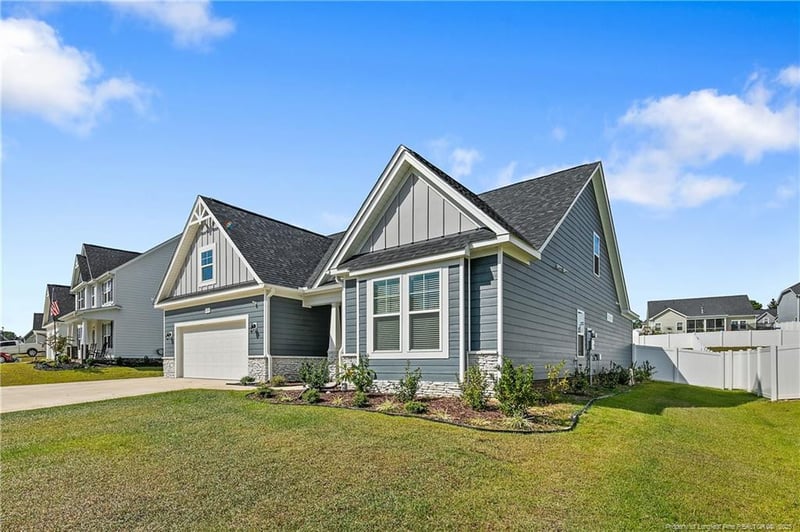 4244 Dock View Rd, Fayetteville, NC 28306