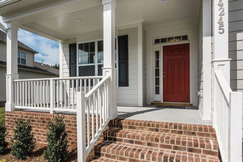 4245 Brintons Cottage St, Raleigh, NC 27616