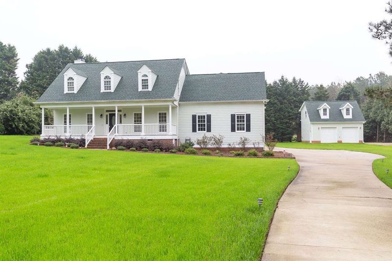 4245 Landsburg Dr, Raleigh, NC 27603