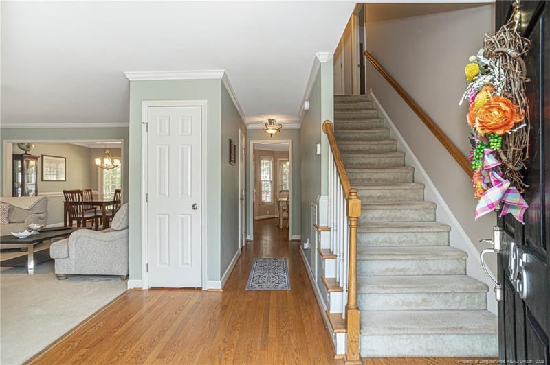 425 Arbor Creek Dr, Holly Springs, NC 27540