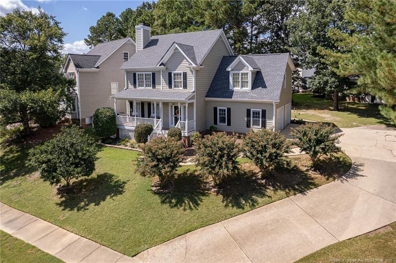 425 Arbor Creek Dr, Holly Springs, NC 27540