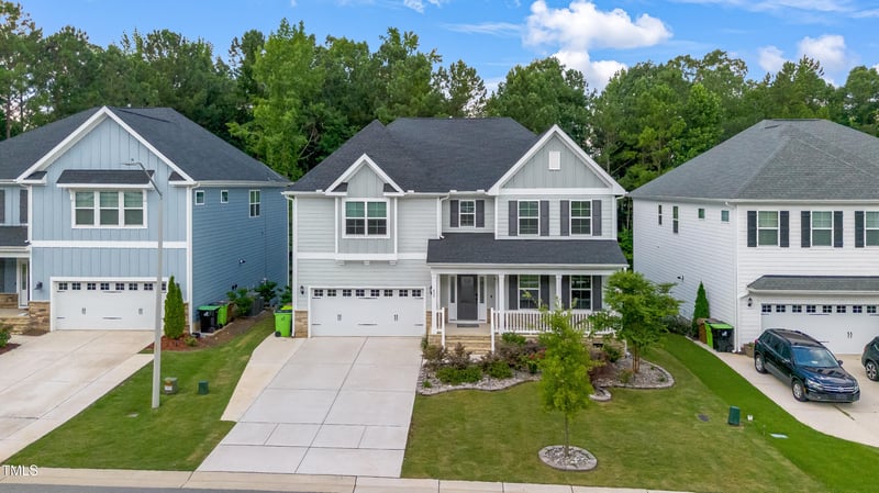 425 Cahors Trl, Holly Springs, NC 27540
