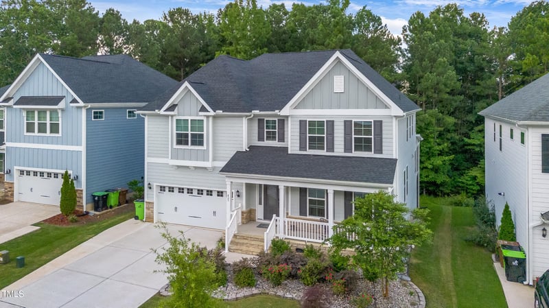 425 Cahors Trl, Holly Springs, NC 27540
