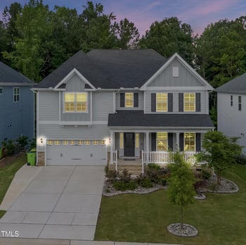 425 Cahors Trl, Holly Springs, NC 27540
