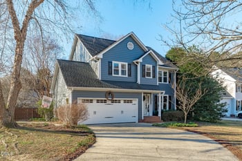 425 Cayman Ave, Holly Springs, NC 27540