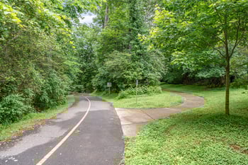 425 Claremont Dr, Chapel Hill, NC 27516