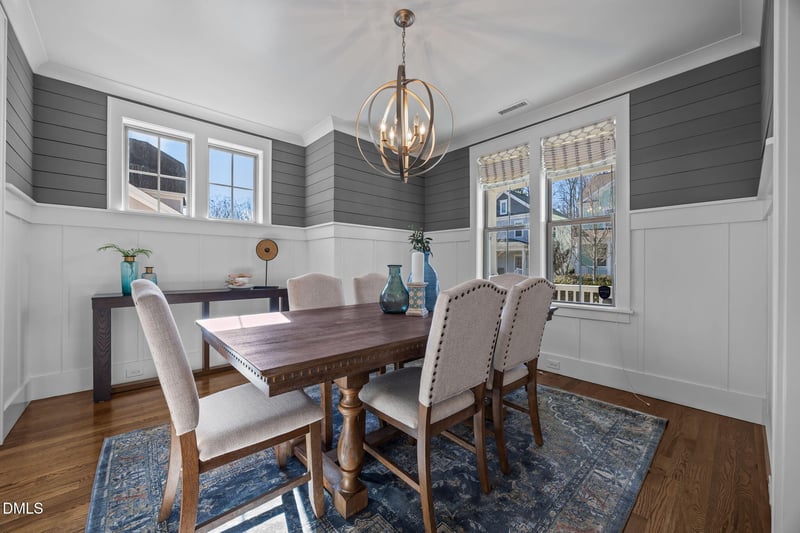 425 Claremont Dr, Chapel Hill, NC 27516