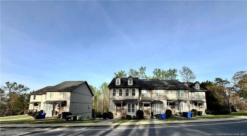 425 Georgetown Cir, Fayetteville, NC 28314