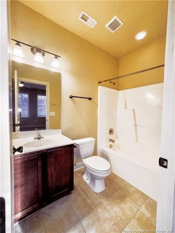 425 Georgetown Cir, Fayetteville, NC 28314