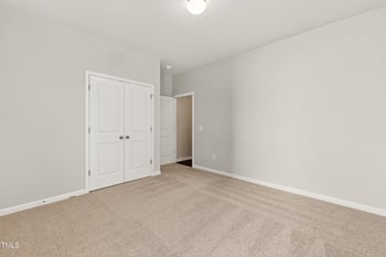 425 Hallingsfield Way, Zebulon, NC 27597