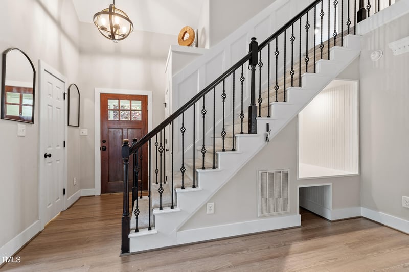 425 Hidden Cellars Dr, Holly Springs, NC 27540