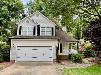 425 Hidden Cellers Dr, Holly Springs, NC 27540