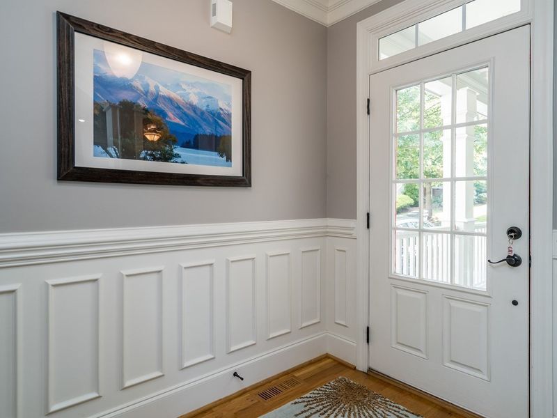 425 Marsh Landing Dr, Holly Springs, NC 27540